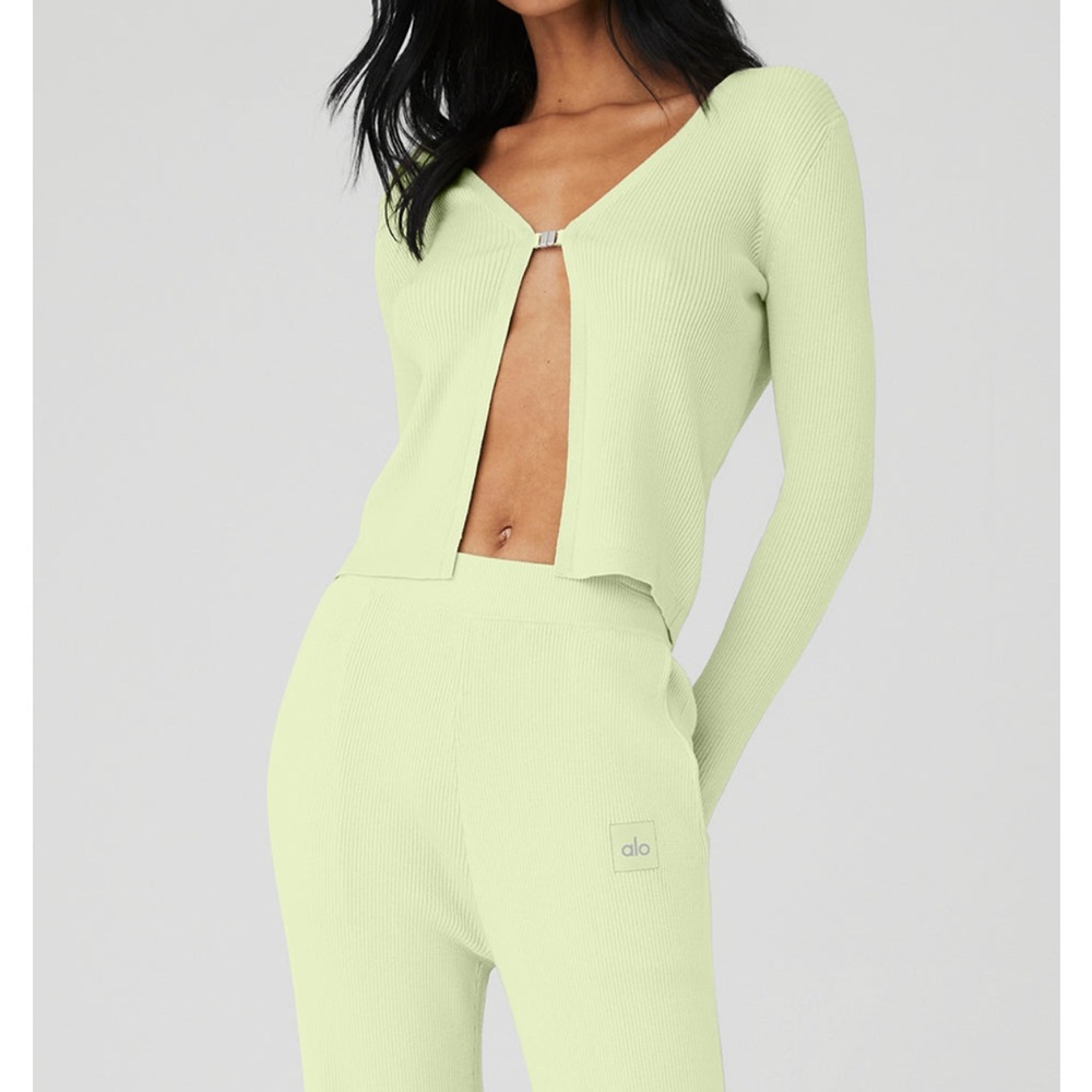 Alo Iced green tea Solana lounge set XS